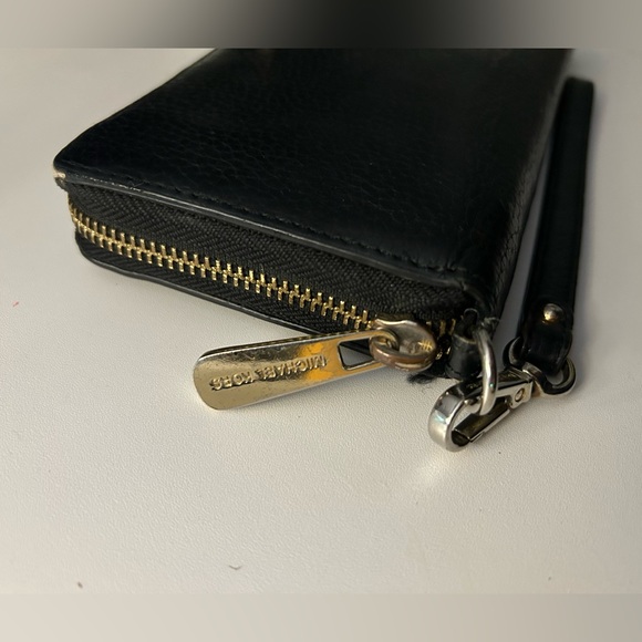 Michael Kors Black Pebbled Leather Wallet - Picture 2 of 6